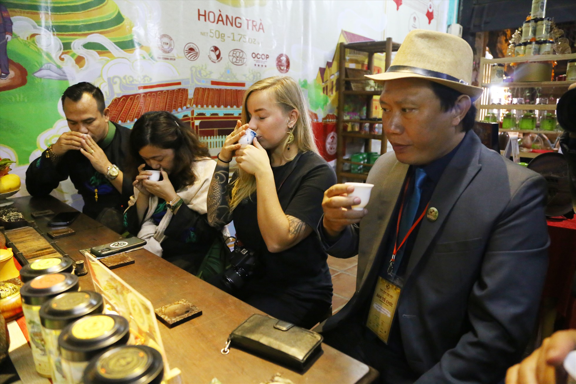 Hội An mời du khách thưởng thức nhiều danh trà Việt miễn phí trong dịp nghỉ Tết Dương lịch 2023. Ảnh: Thuỳ Trang