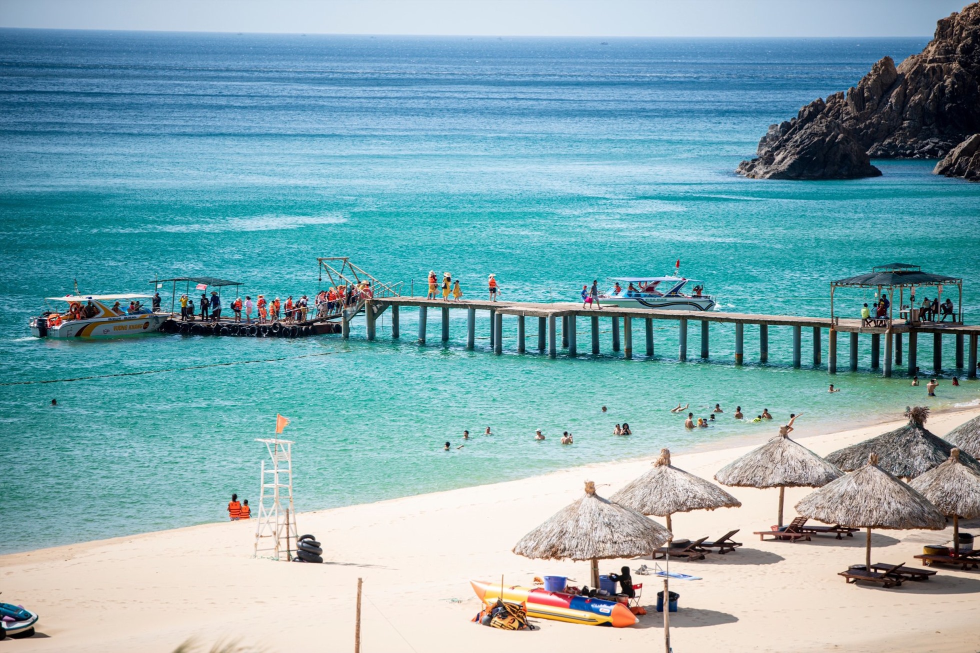 Trên đường đưa Bình Định trở thành điểm du lịch biển sang trọng. Ảnh: Hoài Luân