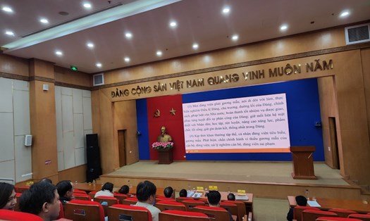 Toàn cảnh hội nghị tại đầu cầu Tổng Liên đoàn Lao động Việt Nam. Ảnh: Quỳnh Chi