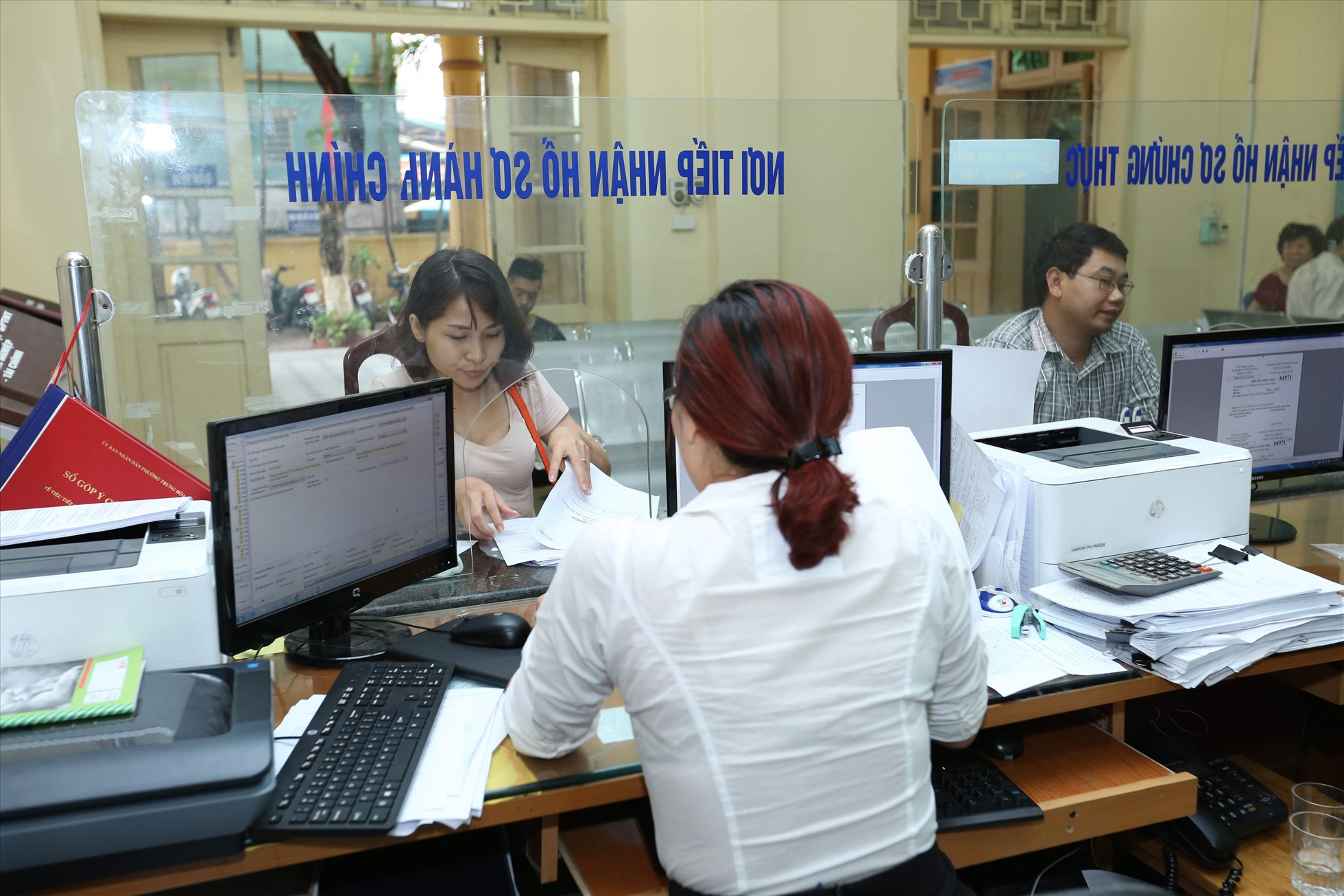 Công chức nghỉ thai sản có hưởng phụ cấp công vụ?