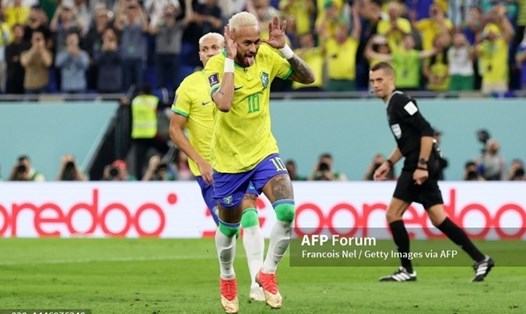 Neymar tỏa sáng giúp Brazil thắng 4-1 trước Hàn Quốc tại vòng 1/8 World Cup 222. Ảnh: AFP