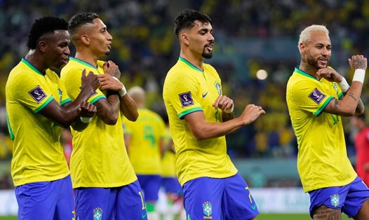 Các cầu thủ Brazil đã có 4 lần nhảy Samba trong chiến thắng trước Hàn Quốc. Ảnh: AFP