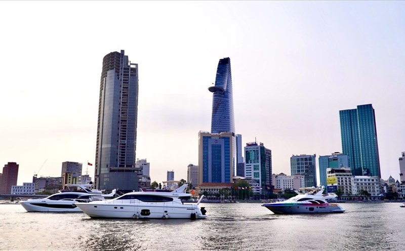 Du lịch đường sông đang ngày một đẩy mạnh hơn ở TPHCM. Ảnh: Anh Tú.