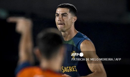 Ronaldo vẫn tập luyện cùng Bồ Đào Nha. Ảnh: AFP