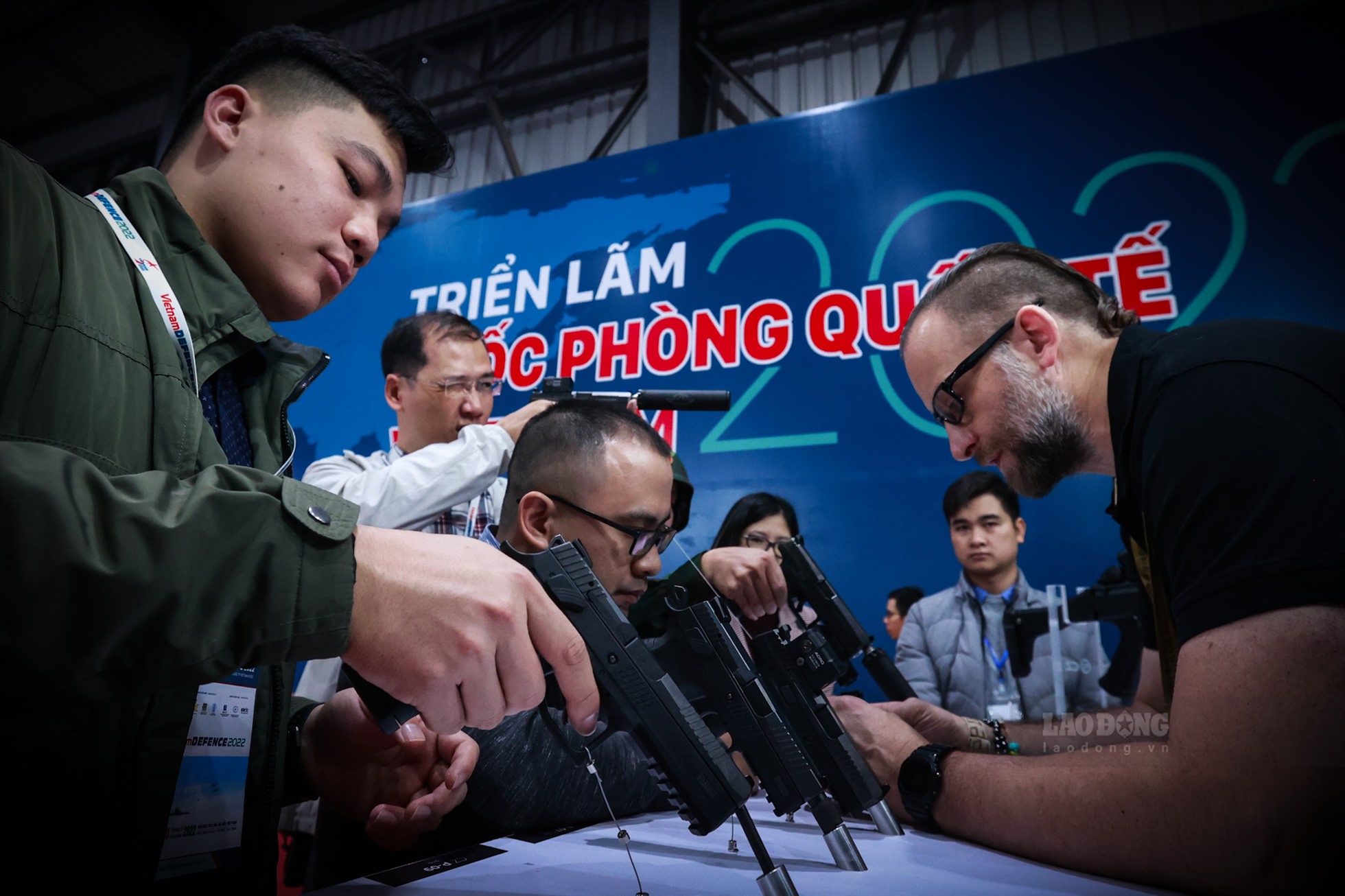 Một số mẫu súng ngắn cá nhân của nhà sản xuất vũ khí Isarel.