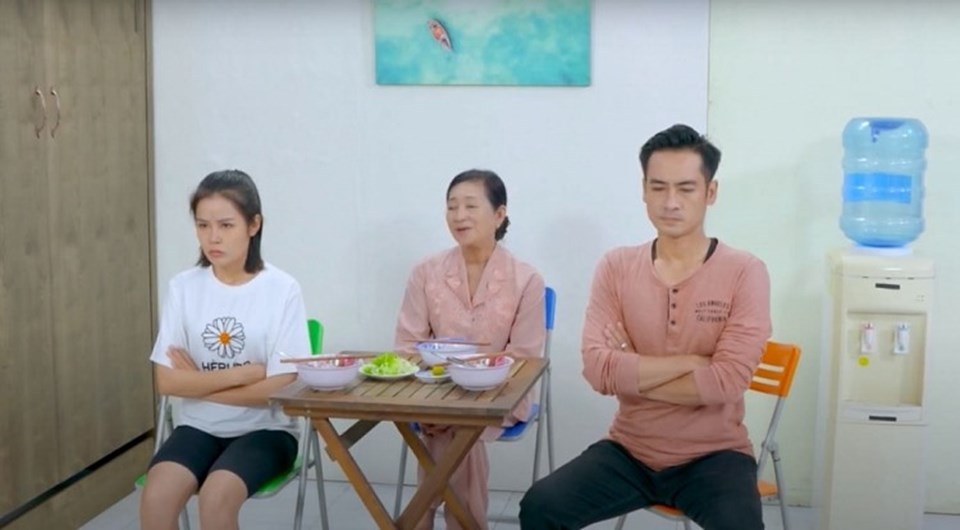 Câu chuyện trong phim "Cháu dâu tuổi Dần". Ảnh: NSX. Câu chuyện trong phim "Cháu dâu tuổi Dần". Ảnh: NSX.