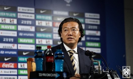HLV Kim Pan-gon tự tin sẽ giúp tuyển Malaysia thành công như ông Park Hang-seo với tuyển Việt Nam. Ảnh: KFA