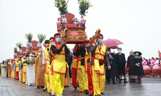 Lễ rước nước được thực hiện trong ngày khai xuân chùa Tam Chúc.