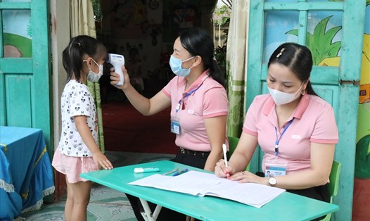 Trẻ mầm non trên địa bàn tỉnh Ninh Bình tiếp tục dừng đến trường học trực tiếp cho đến khi có thông báo mới. Ảnh: NT
