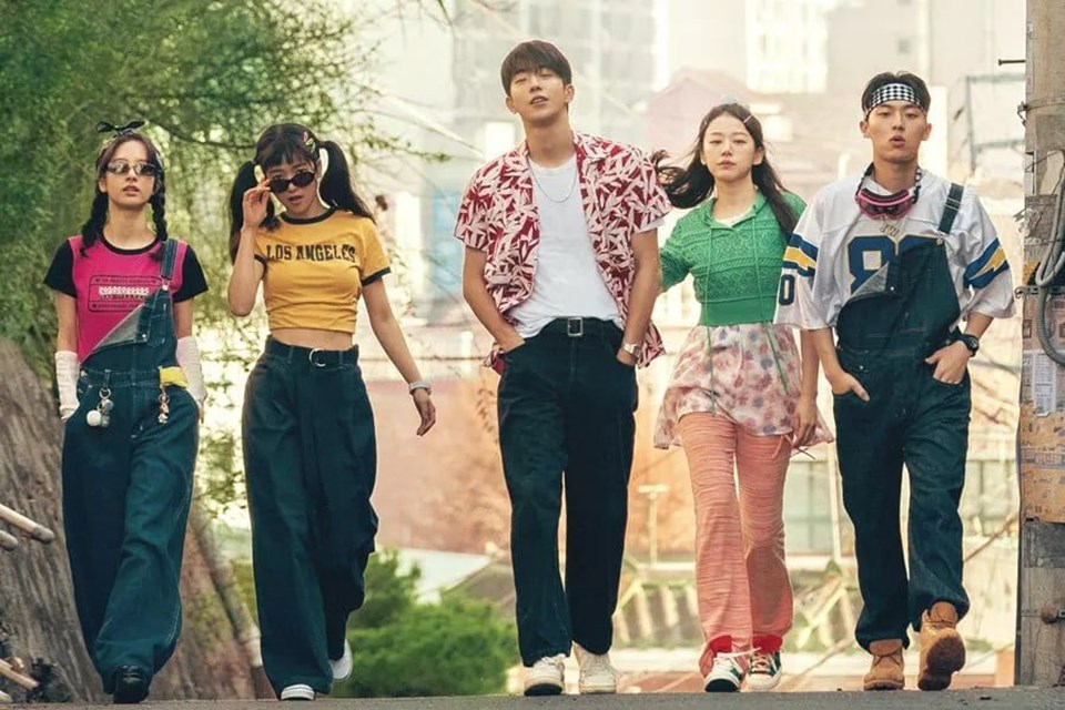 Diễn viên phim “Tuổi 25, Tuổi 21”. Ảnh: Poster tvN. Diễn viên phim “Tuổi 25, Tuổi 21”. Ảnh: Poster tvN.