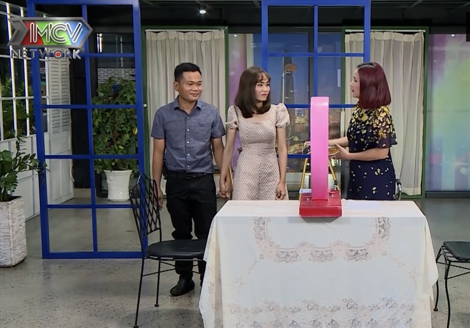 Cặp đôi tại show hẹn hò của Cát Tường. Ảnh: NSCC.