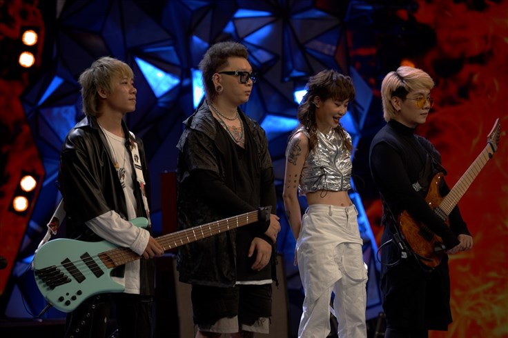 Nữ Rocker xinh đẹp khiến huấn luyện viên Trần Tuấn Hùng thay đổi định kiến Nữ Rocker xinh đẹp khiến huấn luyện viên Trần Tuấn Hùng thay đổi định kiến