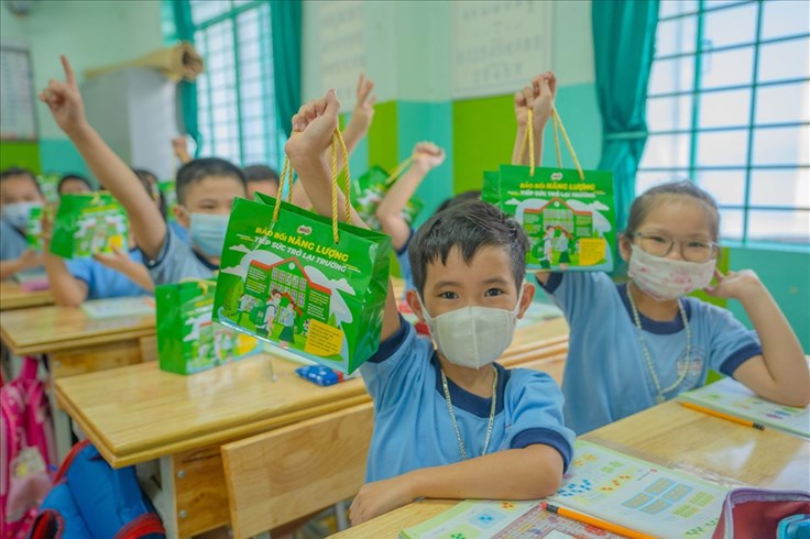 Nestlé MILO “tiếp năng lượng trở lại trường” cho học sinh toàn quốc Nestlé MILO “tiếp năng lượng trở lại trường” cho học sinh toàn quốc
