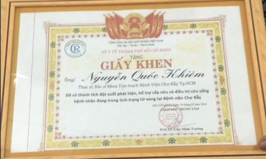 Giấy khen giả mạo mang tên Nguyễn Quốc Khiêm - thạc sĩ, bác sĩ Khoa Tim mạch, Bệnh viện Chợ Rẫy TPHCM.