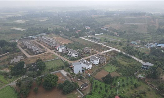 "Dự án ma" Green Oasis Villas tại xóm Đồng Sầm, xã Nhuận Trạch, huyện Lương Sơn, Hòa Bình, đang tồn tại với quy mô lớn. Ảnh: Cao Nguyên