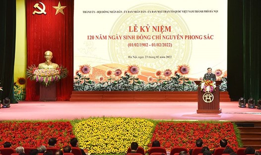Quang cảnh lễ kỷ niệm 120 năm ngày sinh nhà cách mạng Nguyễn Phong Sắc. Ảnh: Viết Thành