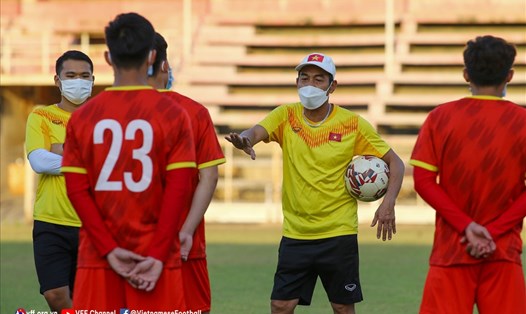 Ban huấn luyện và các cầu thủ U23 Việt Nam đang rất thận trọng trong tình hình nhân sự hiện tại nhưng sẽ quyết tâm giành vé vào chung kết. Ảnh: VFF