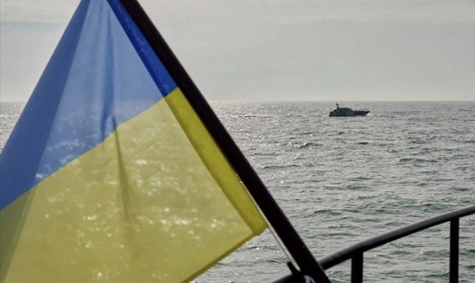 Nga nói hai tàu Nga bị tên lửa Ukraina tấn công ở biển Azov. Ảnh: Văn phòng Báo chí Tổng thống Ukraina