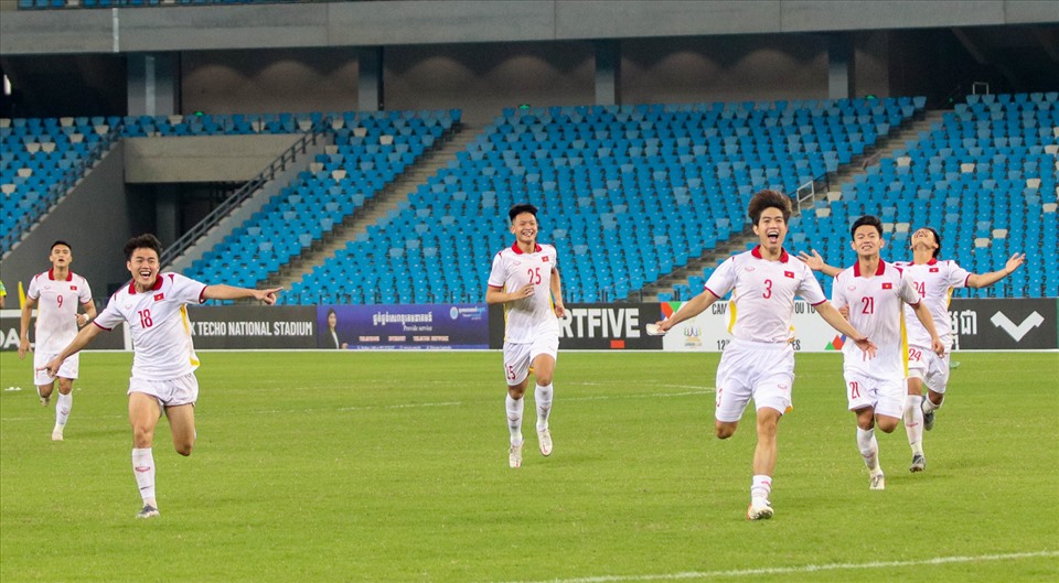 Thủ tướng biểu dương đội tuyển U23 Việt Nam