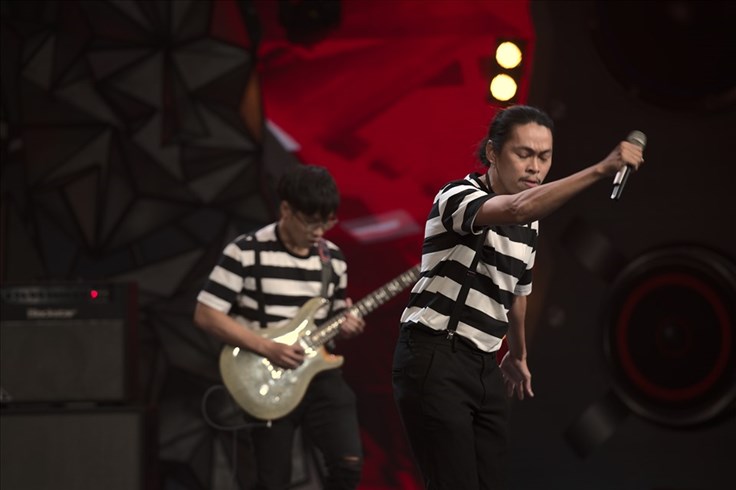 Loạt "hit" V-Pop đình đám được làm mới trên sân khấu "Rock Việt"
