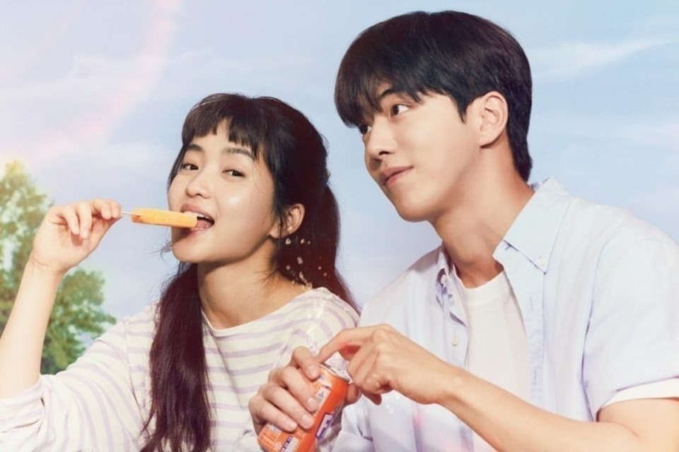 Nam Joo Hyuk - Kim Tae Ri trong phim. Ảnh: Poster tvN.