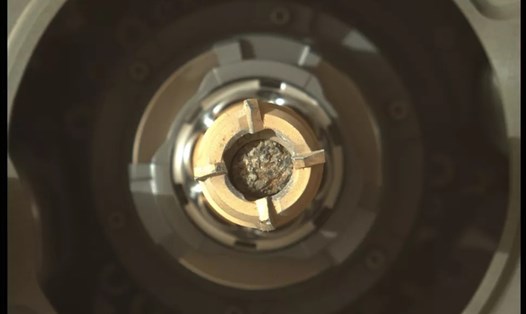 Hình ảnh mẫu đá mới nhất được Perseverance thu thập. Ảnh: NASA/JPL-Caltech/ASU