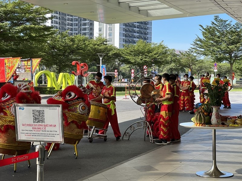 Tục chọn ngày mở hàng, khai xuân đầu năm mới của người Việt