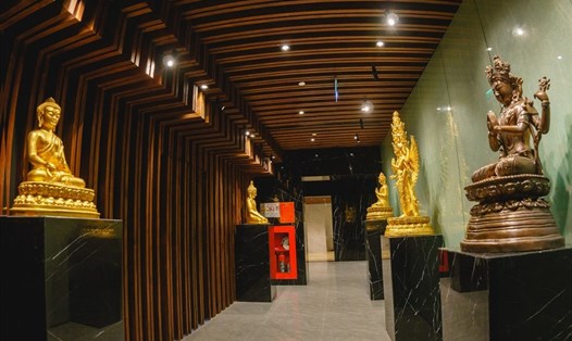 Khu trưng bày nghệ thuật Phật giáo mới ra mắt tại núi Bà Tây Ninh. Ảnh: HC