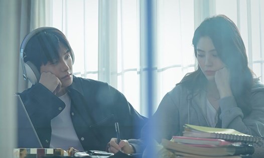 Phim mới của Park Hyung Sik và Han So Hee sắp lên sóng. Ảnh: Poster phim.