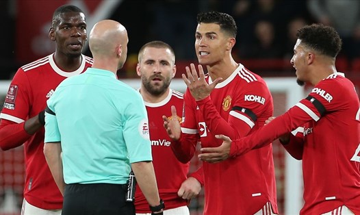 Cristiano Ronaldo đá hỏng quả 11m khiến Man United không thể thắng Middlesbrough trong 90 phút chính thức lẫn 30 phút hiệp phụ, để rồi thất bại sau loạt luân lưu. Ảnh: FA Cup