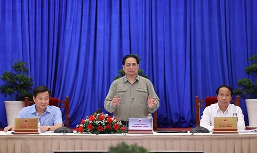 Thủ tướng Phạm Minh Chính chủ trì cuộc họp. Ảnh: TTXVN