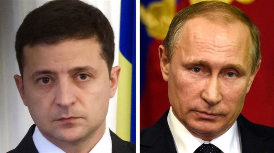 Tổng thống Ukraina Volodymyr Zelensky (trái) và Tổng thống Nga Vladimir Putin. Ảnh: AFP