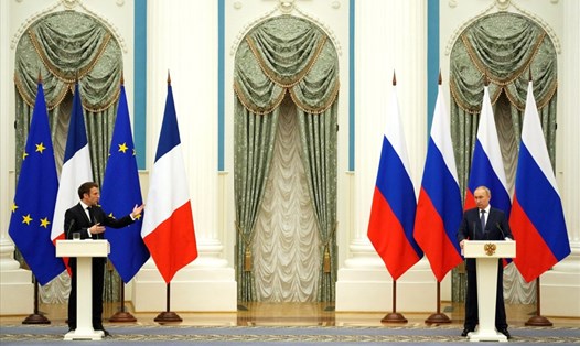 Tổng thống Pháp Emmanuel Macron có cuộc hội đàm 5 giờ với Tổng thống Nga Vladimir Putin tại Mátxcơva ngày 7.2. Ảnh: AFP