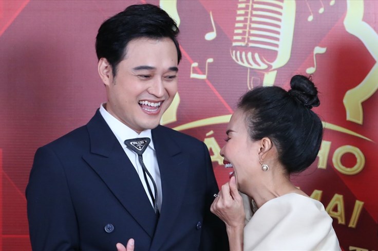 Quang Vinh từng sợ ông xã của Cẩm Ly đến mức “ám ảnh” Quang Vinh từng sợ ông xã của Cẩm Ly đến mức “ám ảnh”