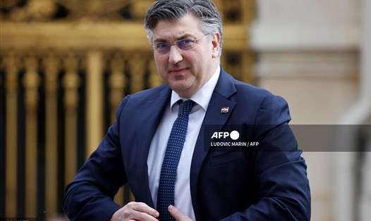 Thủ tướng Croatia Andrej Plenkovic đến điện Versailles, gần Paris, Pháp, ngày 11.3 dự hội nghị thượng đỉnh các nhà lãnh đạo EU để thảo luận về chiến dịch quân sự của Nga ở Ukraina. Ảnh: AFP