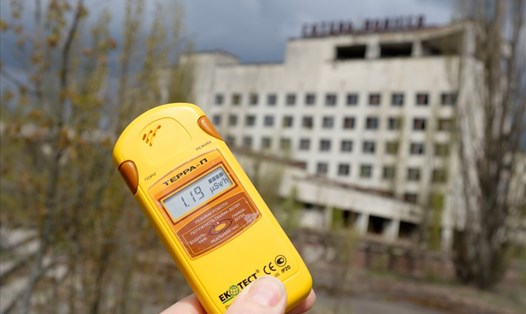 Tuy không phải do bom hạt nhân, nhưng sự cố hạt nhân ở nhà máy Chernobyl đã khiến môi trường và sinh vật tại đây bị ảnh hưởng trong nhiều năm. Ảnh chụp màn hình
