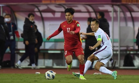Tuyển Trung Quốc (áo trắng) đã thua tuyển Việt Nam 1-3 hôm 1.2 tại vòng loại World Cup 2022 khu vực Châu Á. Ảnh: AFP