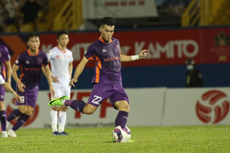 V.League nghỉ lâu, sao giờ mới kêu?