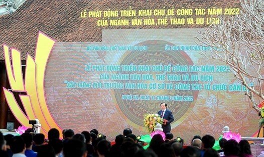 Toàn cảnh buổi lễ phát động triển khai chủ đề công tác năm 2022 của ngành Văn hoá Thể thao và Du lịch diễn ra tại Nghệ An. Ảnh: Quỳnh Trang