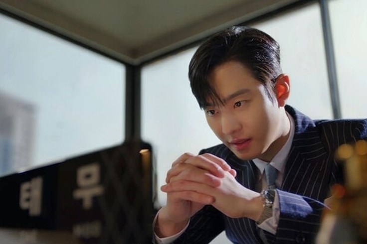 “Hẹn hò chốn công sở” tập 5: Ahn Hyo Seop “trả thù” Kim Sejeong vì nói dối