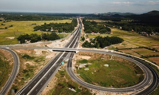 Quảng Ngãi đề xuất thay đổi thiết kế hầm chui thành cầu vượt qua cao tốc Bắc Nam phía Đông. Ảnh: Thanh Chung