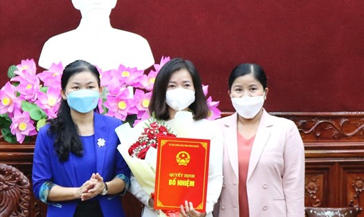 Bà Bùi Thị Minh Thuý được bổ nhiệm làm Giám đốc Sở KHCN Bình Phước. Ảnh: UBND BP