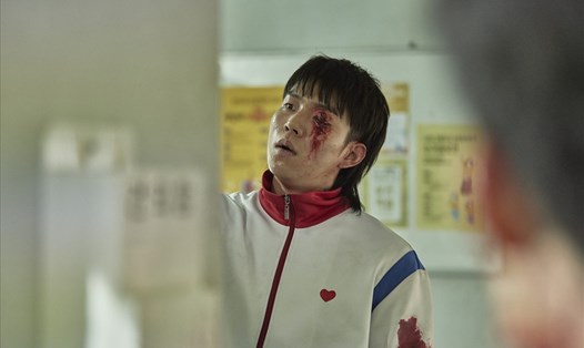 Gwi-nam, nhân vật phản diện do Yoo In-soo thủ vai.