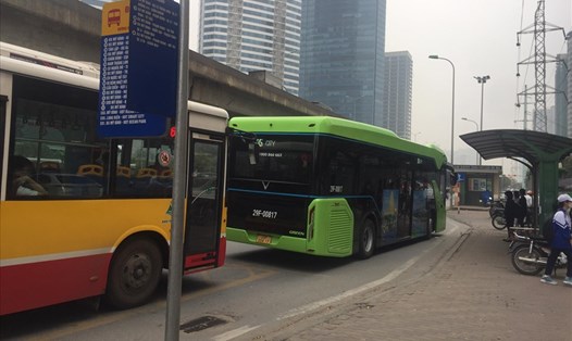 Từ 16.3, Hà Nội giảm 15% tần suất vận hành xe buýt trợ giá. Ảnh ĐT
