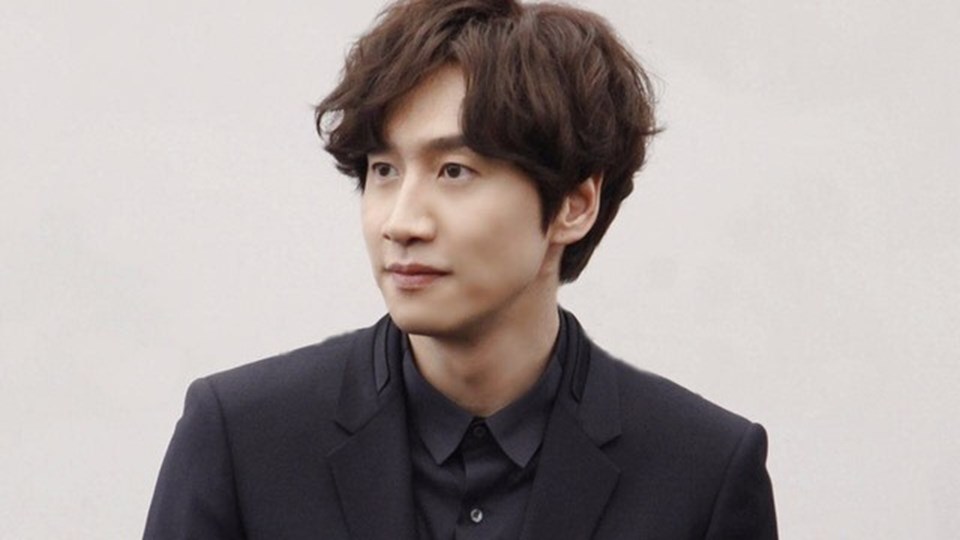 Lee Kwang Soo trở lại với phim mới của đài tvN. Ảnh: Knet Lee Kwang Soo trở lại với phim mới của đài tvN. Ảnh: Knet