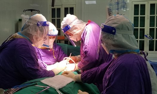 Bệnh nhân được phẫu thuật tại Bệnh viện Hữu nghị Việt Đức. Ảnh: BVCC