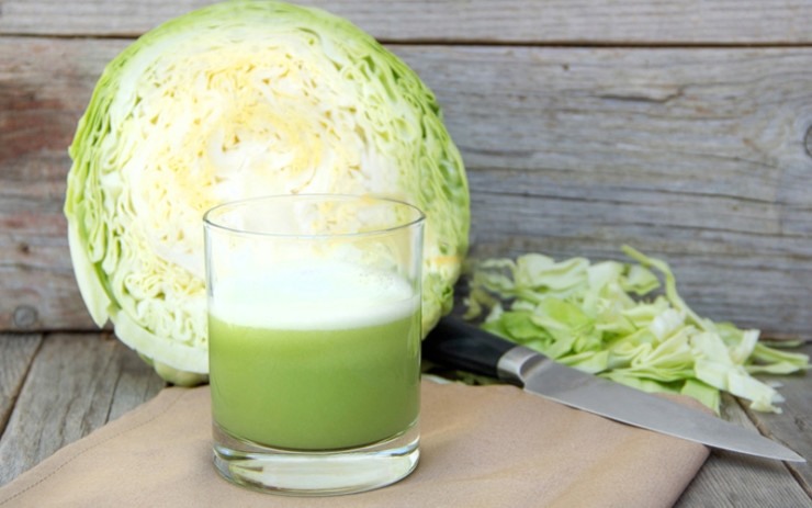 11 lợi ích sức khỏe của uống nước bắp cải