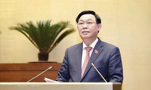 Chủ tịch Quốc hội Vương Đình Huệ phát biểu kết thúc phiên chất vấn. Ảnh: Thành Chung