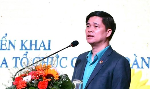 Ông Ngọ Duy Hiểu - Phó Chủ tịch Tổng LĐLĐ Việt Nam - phát biểu chỉ đạo tại hội nghị. Ảnh: P.Đạt