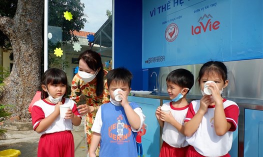 La Vie hỗ trợ hệ thống nước uống trực tiếp đến trường mầm non Tân Hưng.